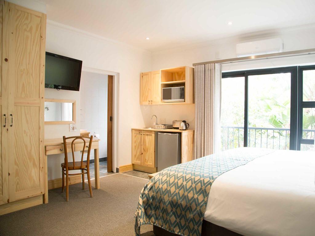 7 Ackermann Place Guest House Стелленбос Экстерьер фото
