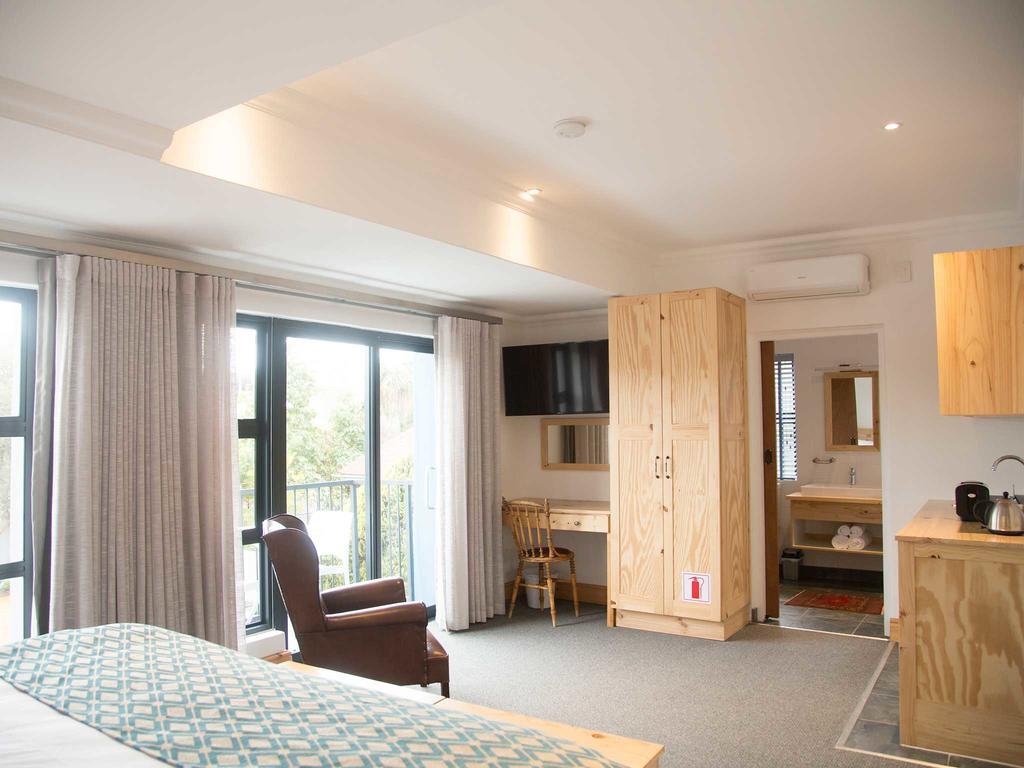 7 Ackermann Place Guest House Стелленбос Экстерьер фото